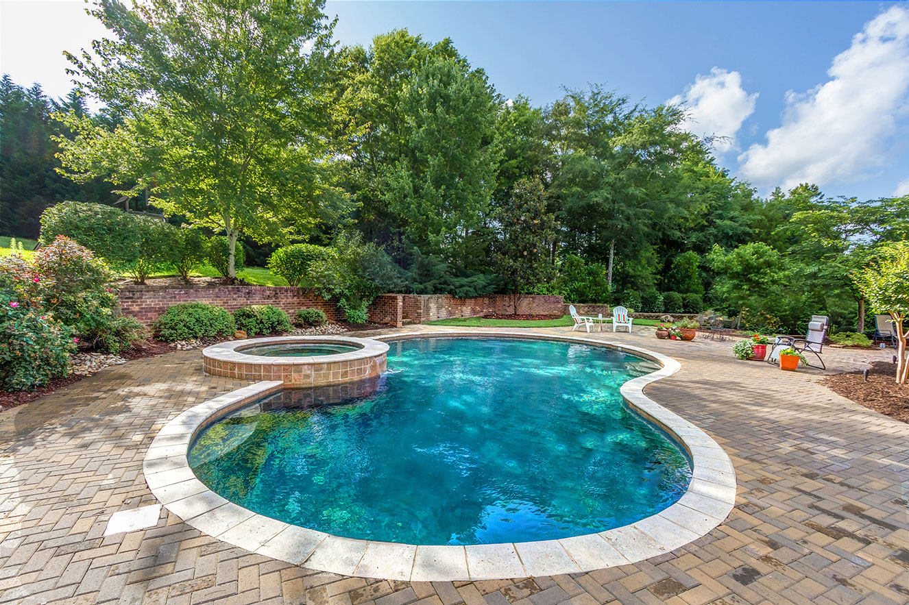 Residential photography by Jesse Samples Allen Tate Realtors